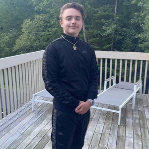 Meet your Posher, Anthony